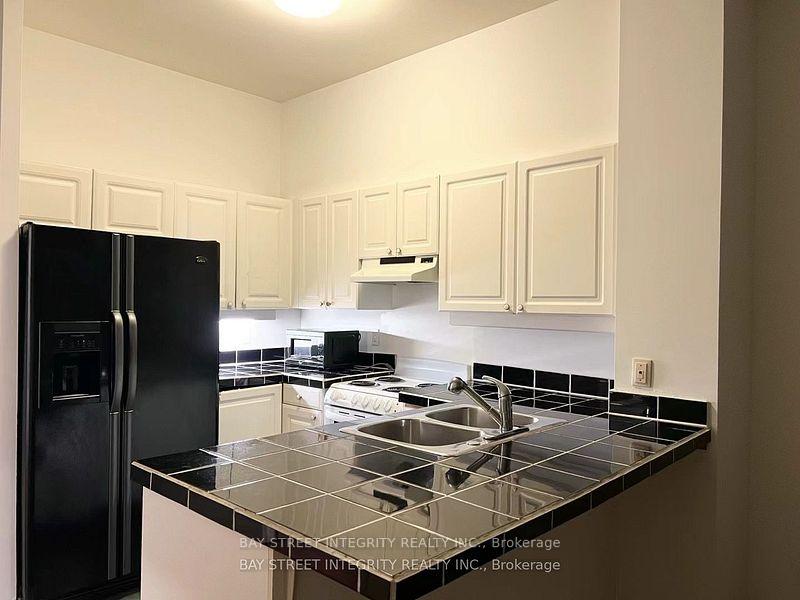 Photo 11 of Unit 917, 7 King Street E, Toronto, Church-Yonge Corridor — HOMEH