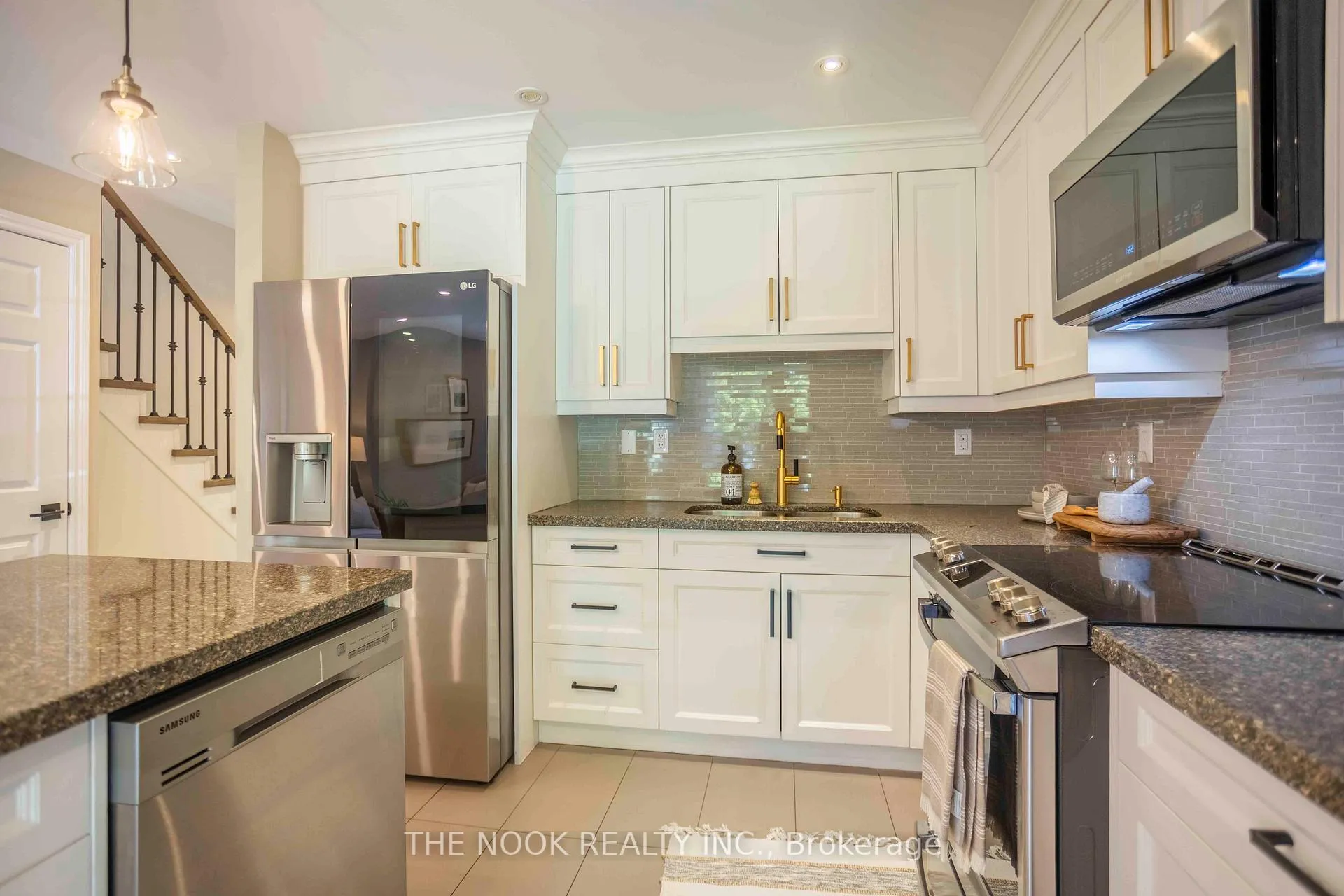 Photo 17 of 22 Threadgold Court, Whitby, Lynde Creek — HOMEH