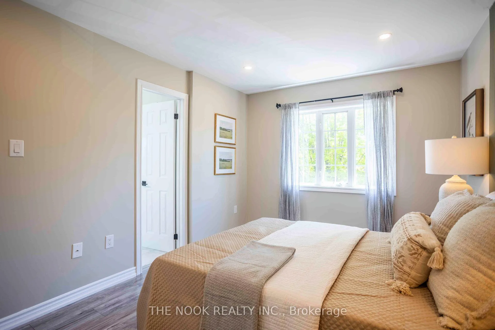 Photo 23 of 22 Threadgold Court, Whitby, Lynde Creek — HOMEH