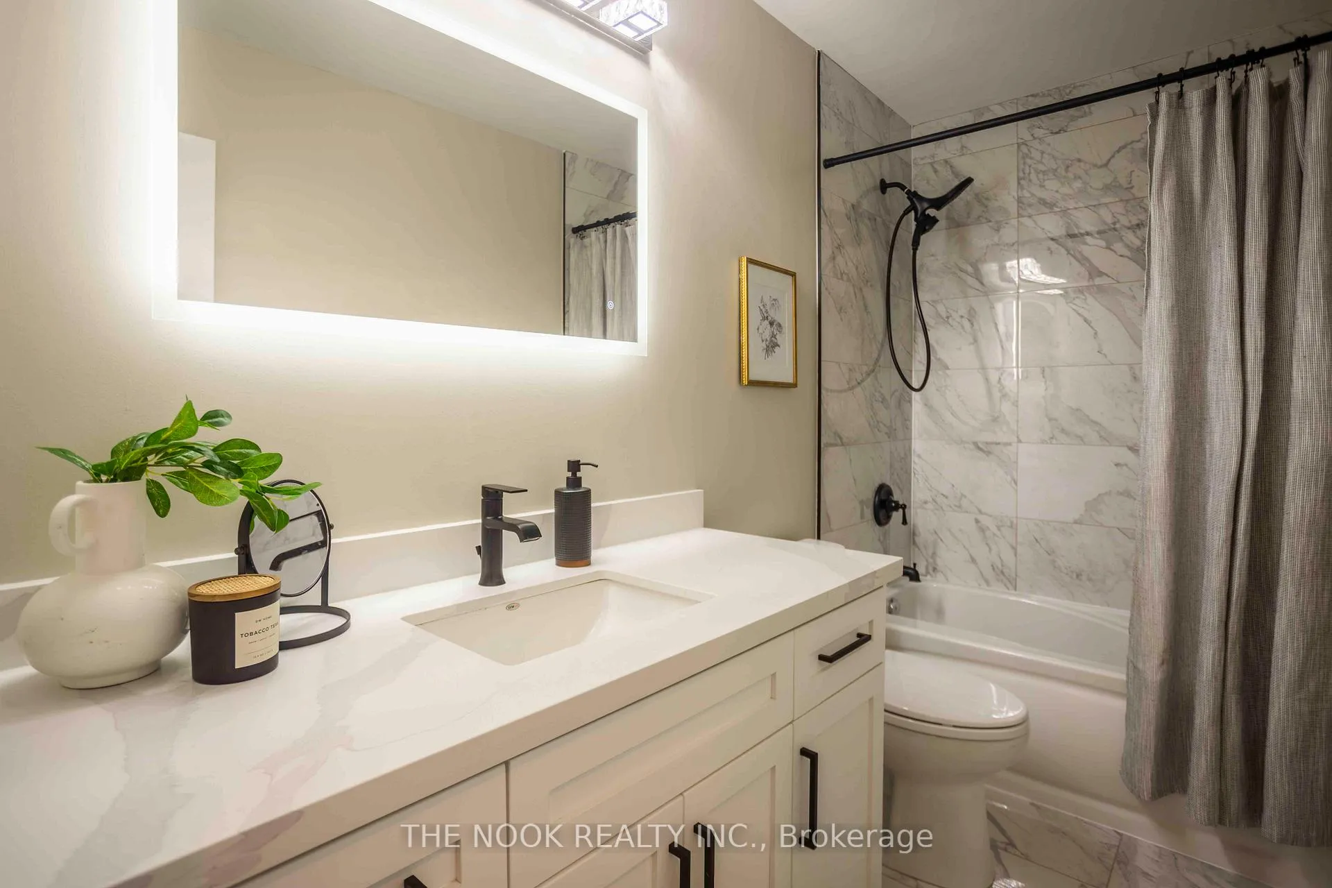 Photo 30 of 22 Threadgold Court, Whitby, Lynde Creek — HOMEH