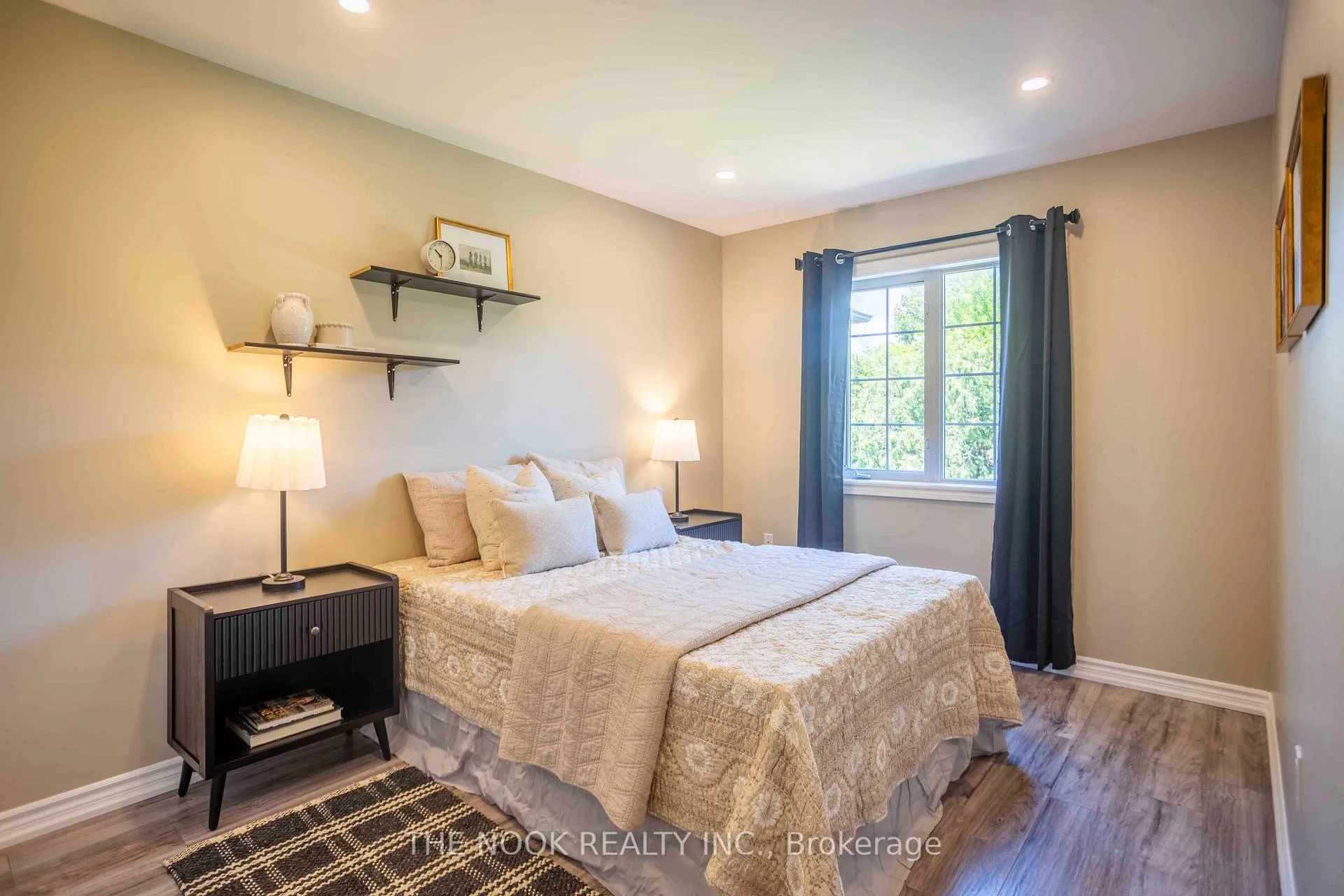 Photo 32 of 22 Threadgold Court, Whitby, Lynde Creek — HOMEH