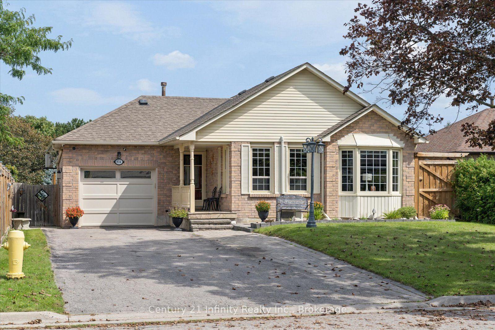 Photo of 814 Lochness Crescent