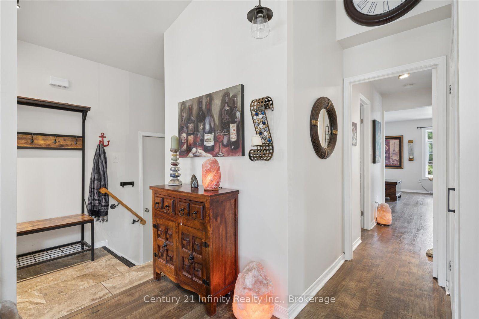 Photo 6 of 814 Lochness Crescent, Oshawa, McLaughlin — HOMEH