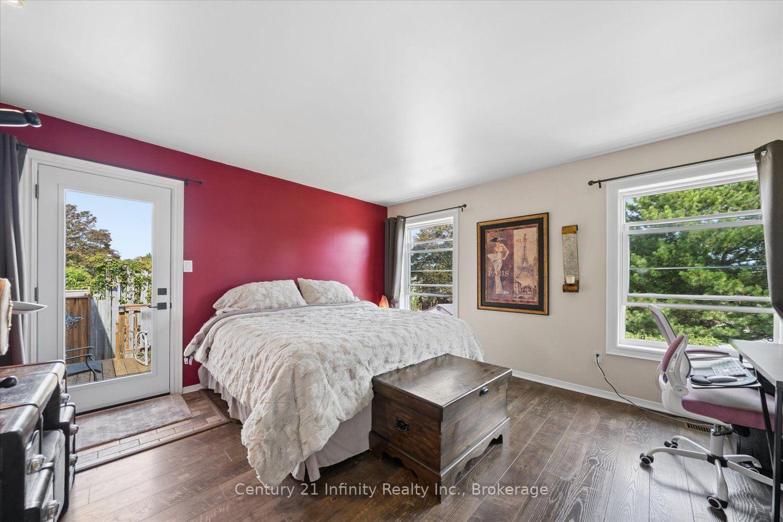 Photo 20 of 814 Lochness Crescent, Oshawa, McLaughlin — HOMEH
