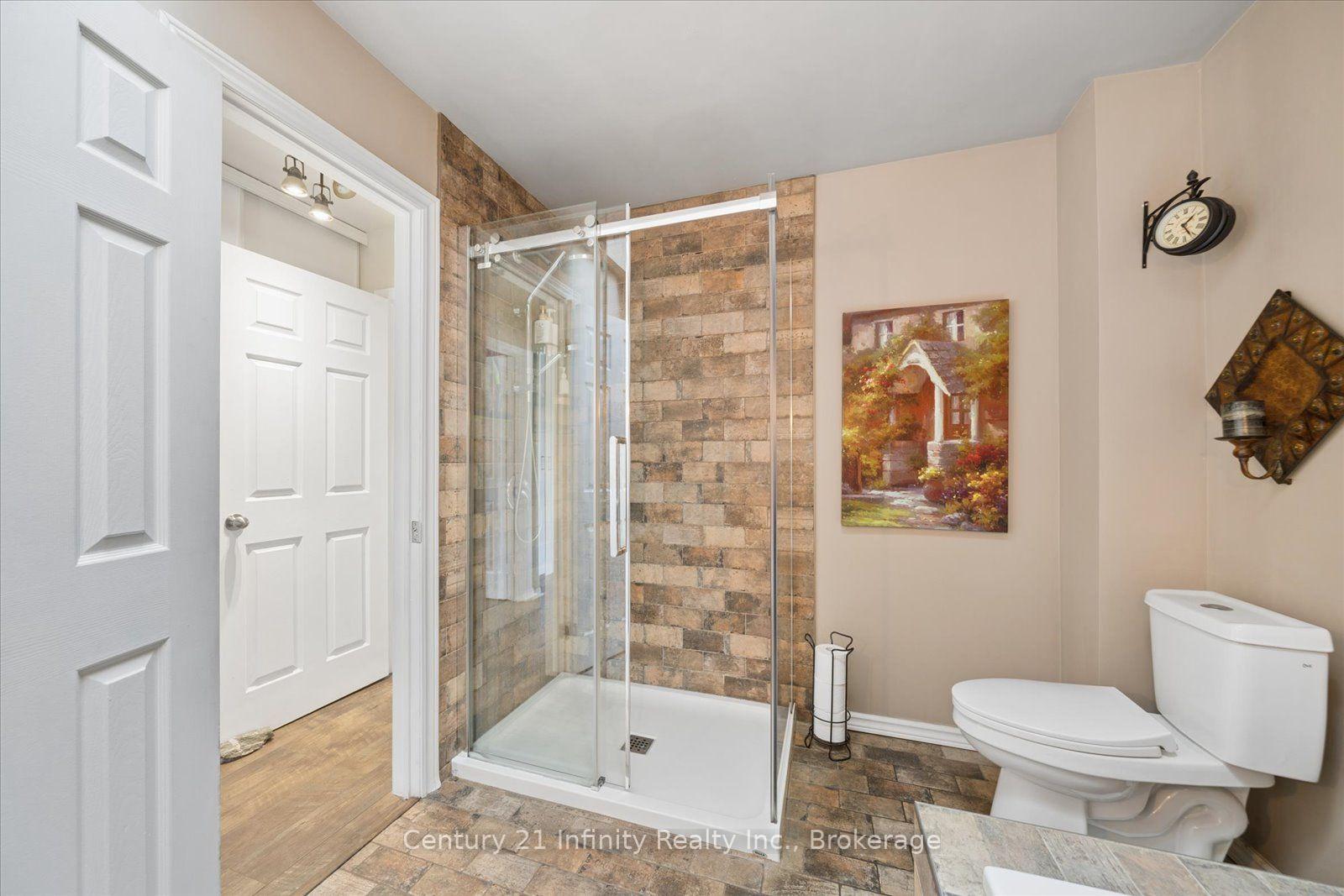 Photo 27 of 814 Lochness Crescent, Oshawa, McLaughlin — HOMEH