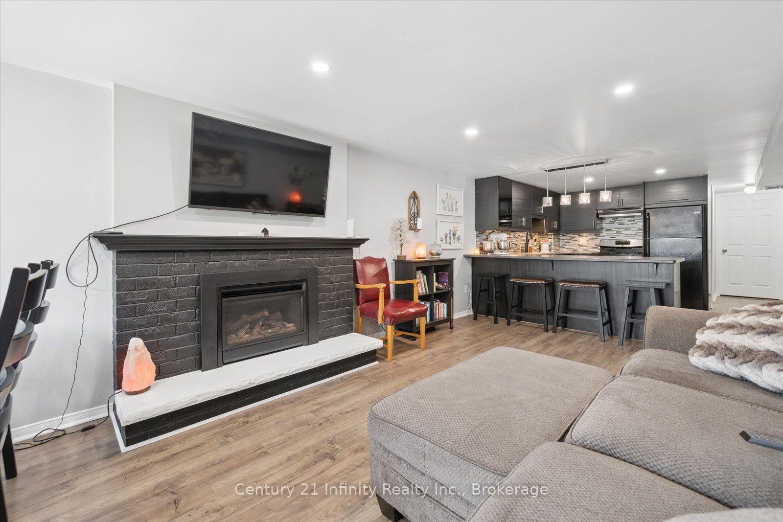 Photo 39 of 814 Lochness Crescent, Oshawa, McLaughlin — HOMEH