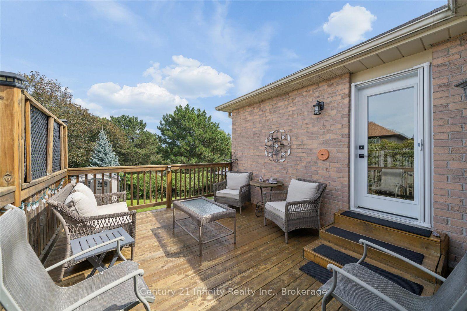Photo 47 of 814 Lochness Crescent, Oshawa, McLaughlin — HOMEH