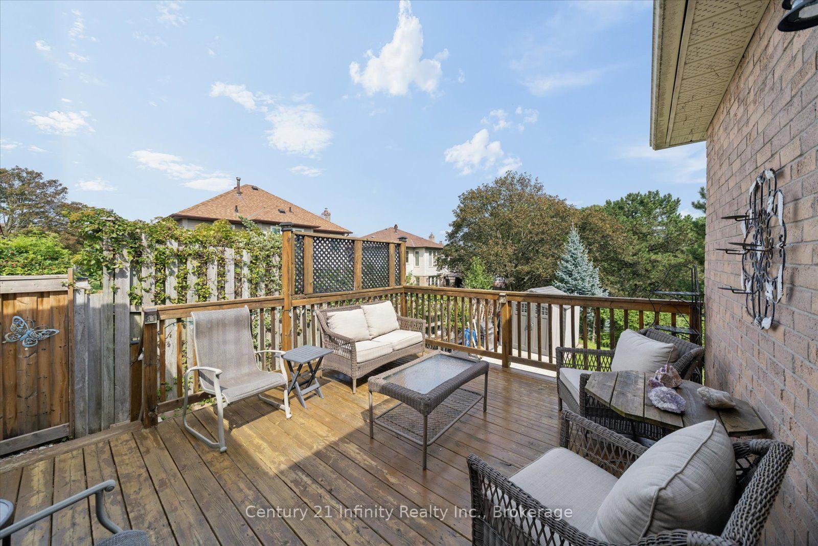 Photo 48 of 814 Lochness Crescent, Oshawa, McLaughlin — HOMEH