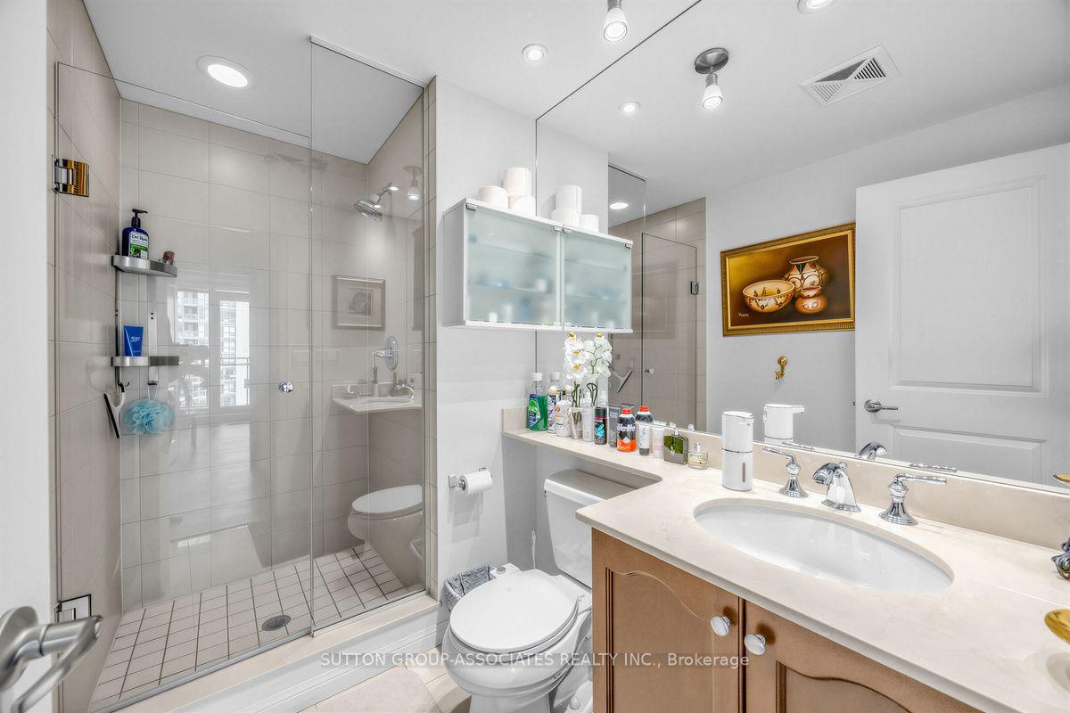 Photo 18 of Unit 1603, 628 Fleet Street, Toronto, Niagara — HOMEH
