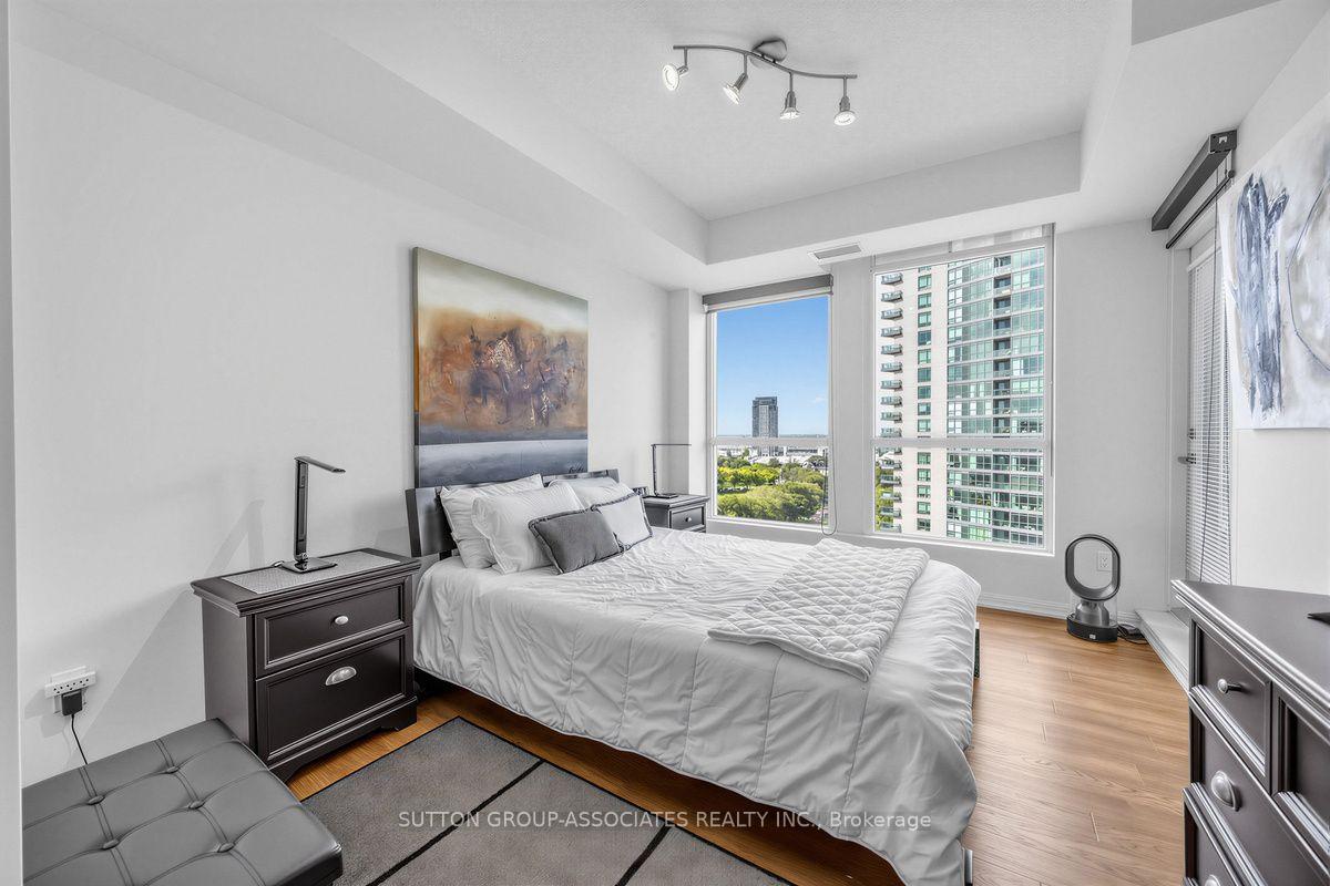 Photo 19 of Unit 1603, 628 Fleet Street, Toronto, Niagara — HOMEH