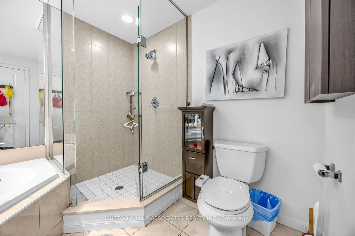 Photo 20 of Unit 1603, 628 Fleet Street, Toronto, Niagara — HOMEH