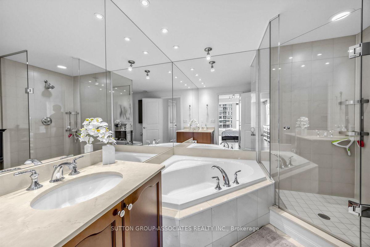 Photo 21 of Unit 1603, 628 Fleet Street, Toronto, Niagara — HOMEH