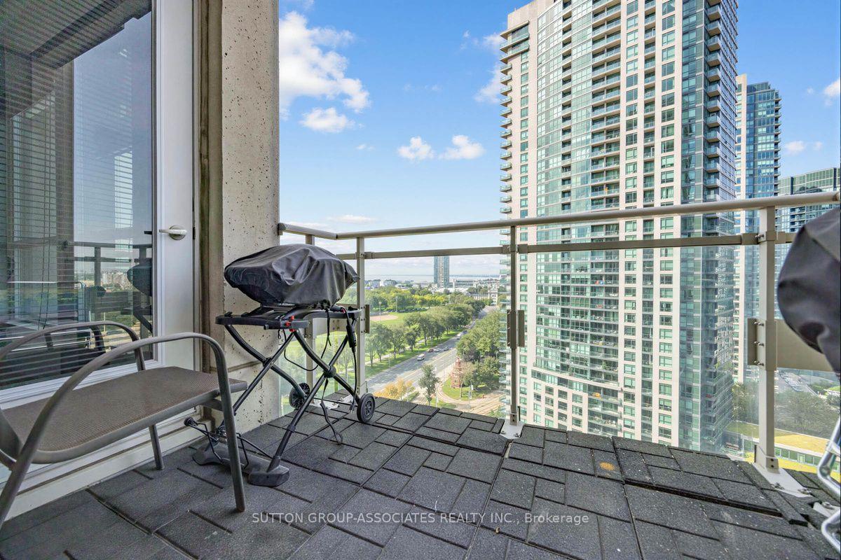 Photo 22 of Unit 1603, 628 Fleet Street, Toronto, Niagara — HOMEH