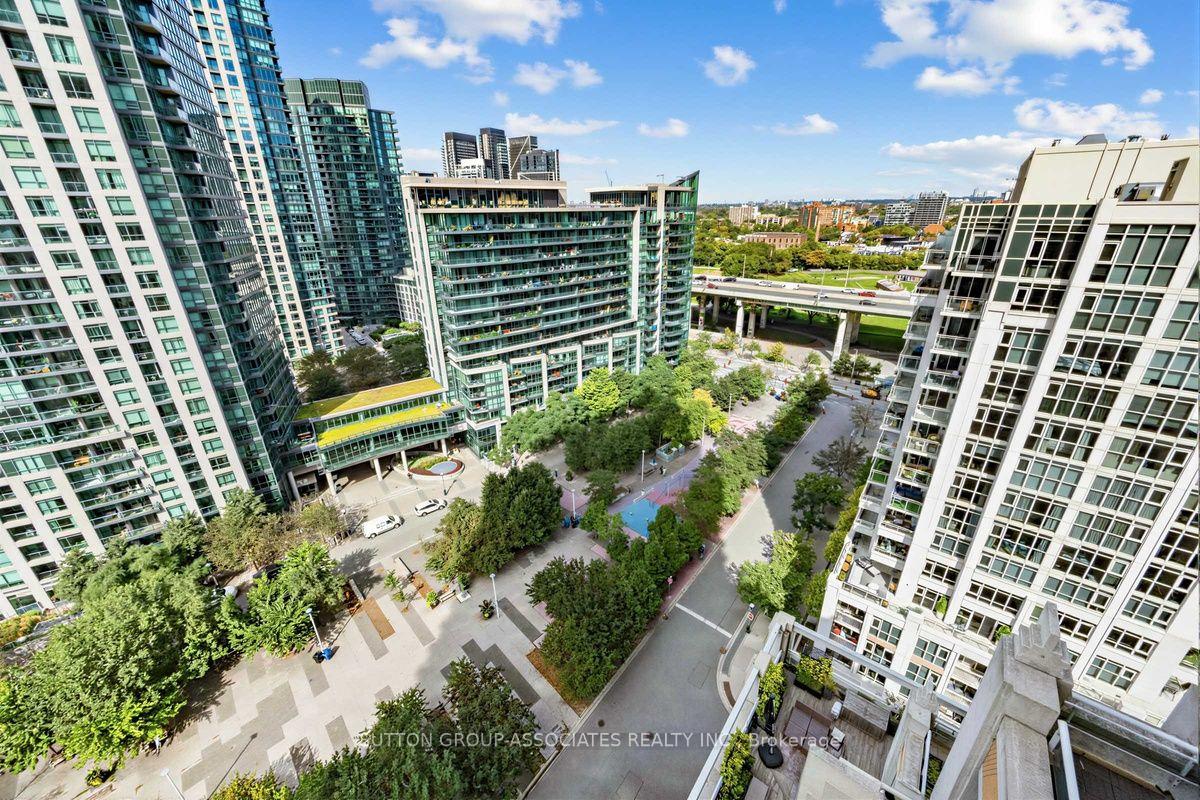 Photo 24 of Unit 1603, 628 Fleet Street, Toronto, Niagara — HOMEH
