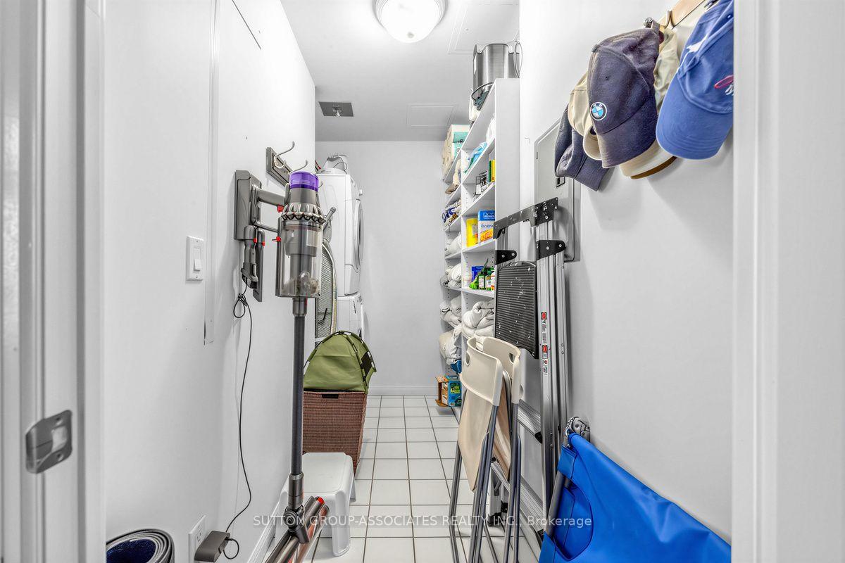 Photo 25 of Unit 1603, 628 Fleet Street, Toronto, Niagara — HOMEH