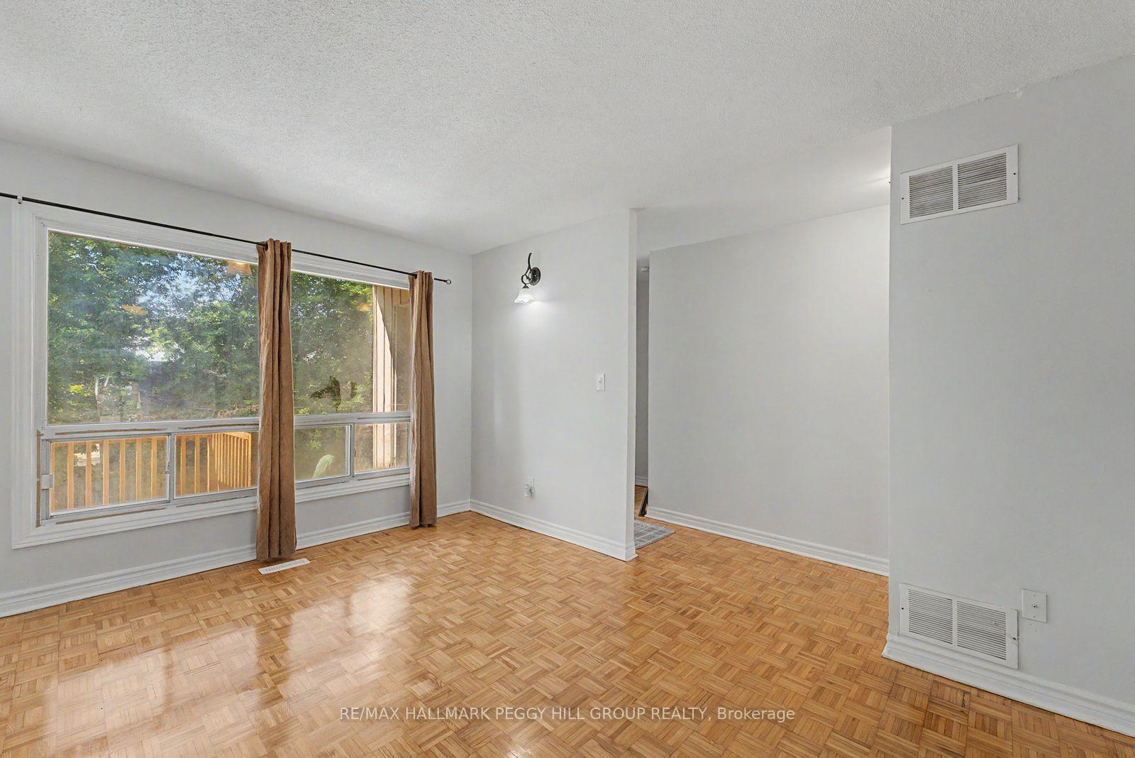Photo 2 of Unit 25, 275 Blake Street, Barrie, North Shore — HOMEH