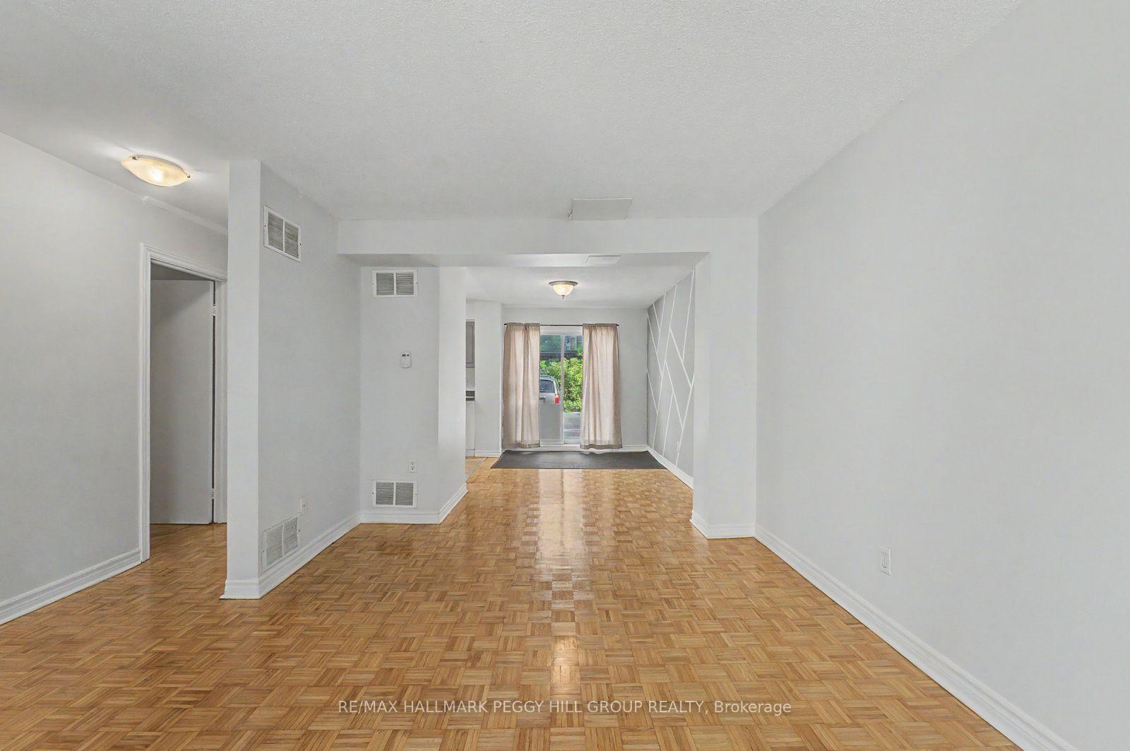 Photo 3 of Unit 25, 275 Blake Street, Barrie, North Shore — HOMEH