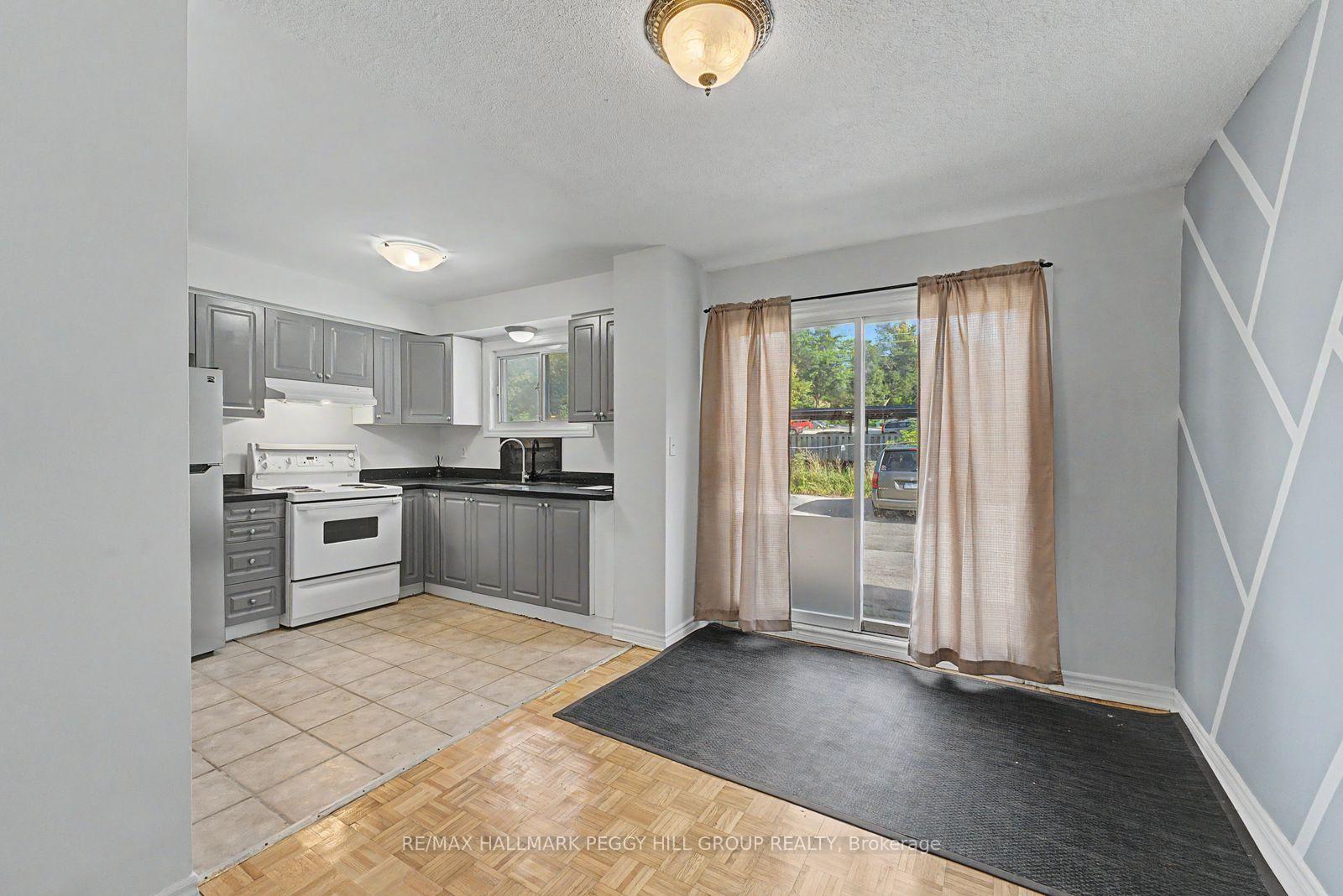 Photo 4 of Unit 25, 275 Blake Street, Barrie, North Shore — HOMEH