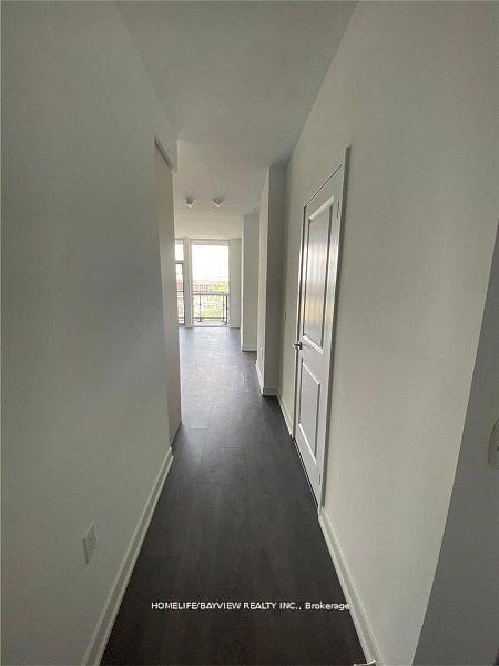 Photo 5 of Unit 901, 75 oneida Crescent, Richmond Hill, Langstaff — HOMEH