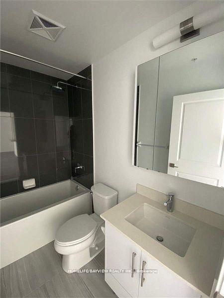 Photo 6 of Unit 901, 75 oneida Crescent, Richmond Hill, Langstaff — HOMEH