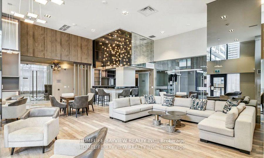 Photo 11 of Unit 901, 75 oneida Crescent, Richmond Hill, Langstaff — HOMEH