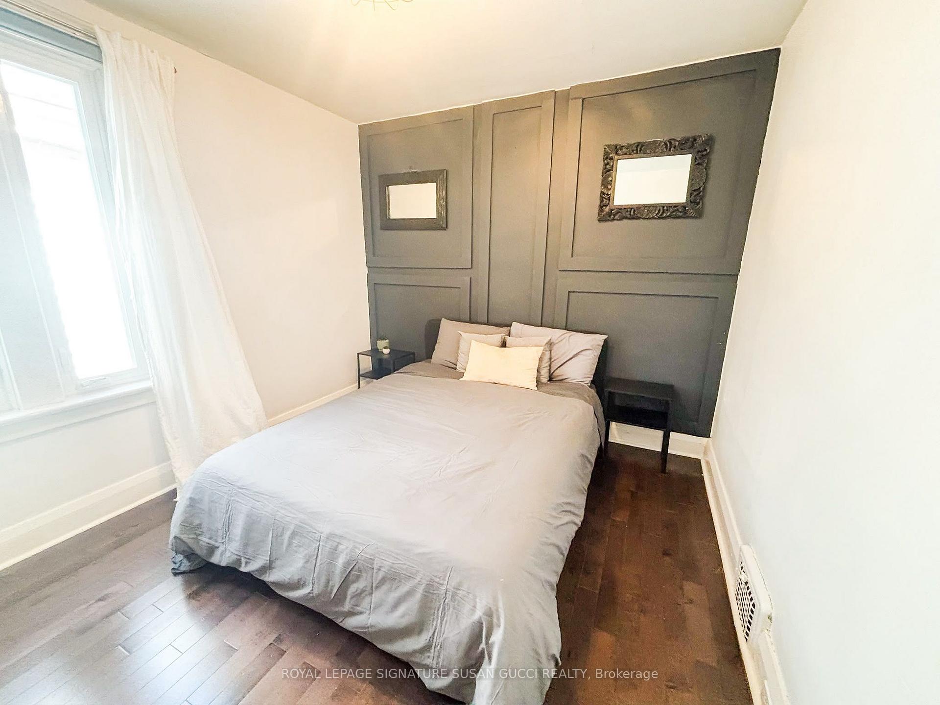 Photo 18 of 231 Chisholm Avenue, Toronto, Woodbine-Lumsden — HOMEH