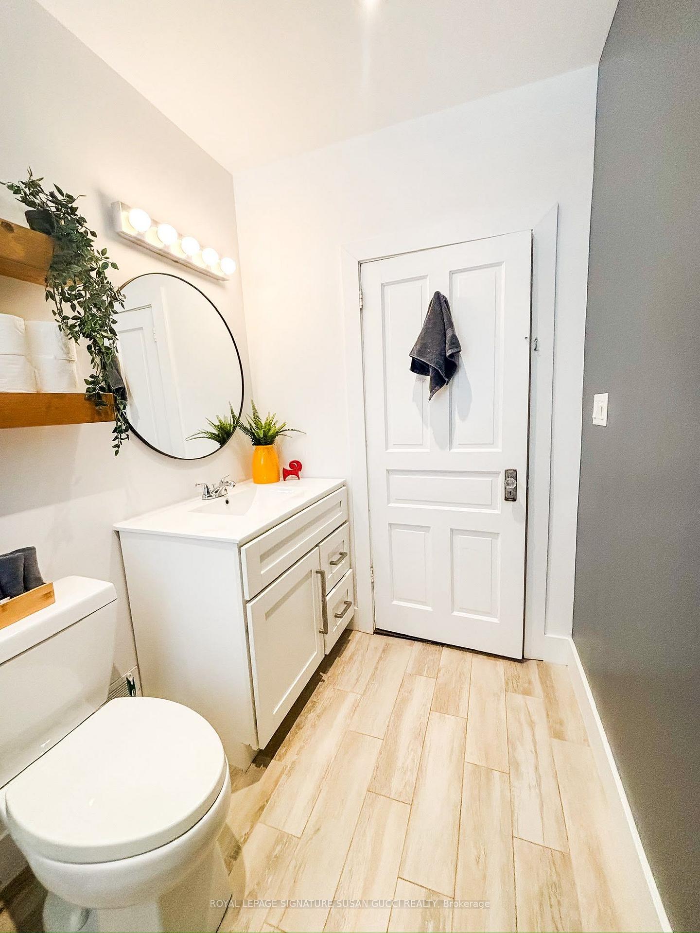 Photo 23 of 231 Chisholm Avenue, Toronto, Woodbine-Lumsden — HOMEH
