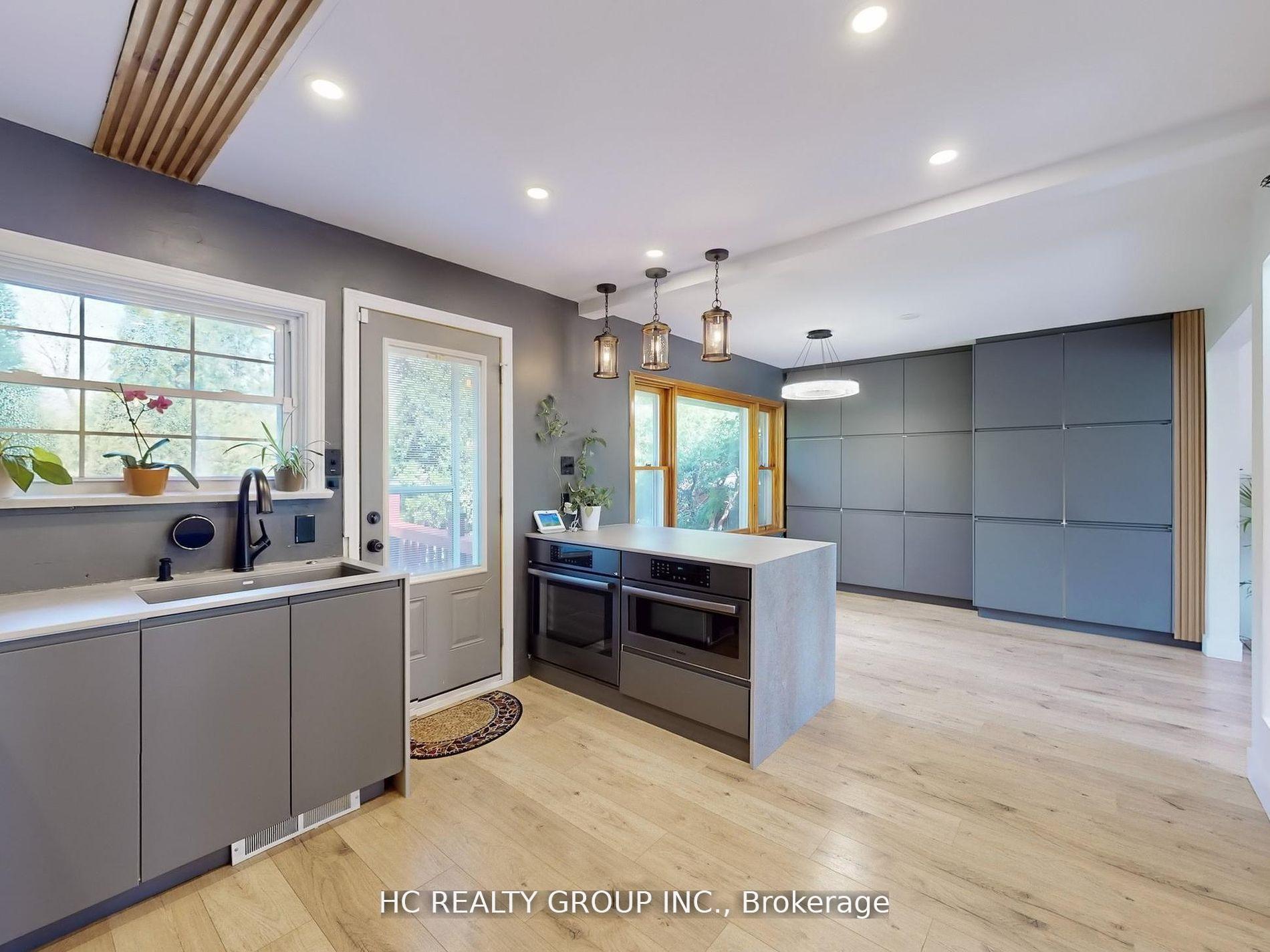 Photo 9 of 10 North Street, Barrie, Wellington — HOMEH