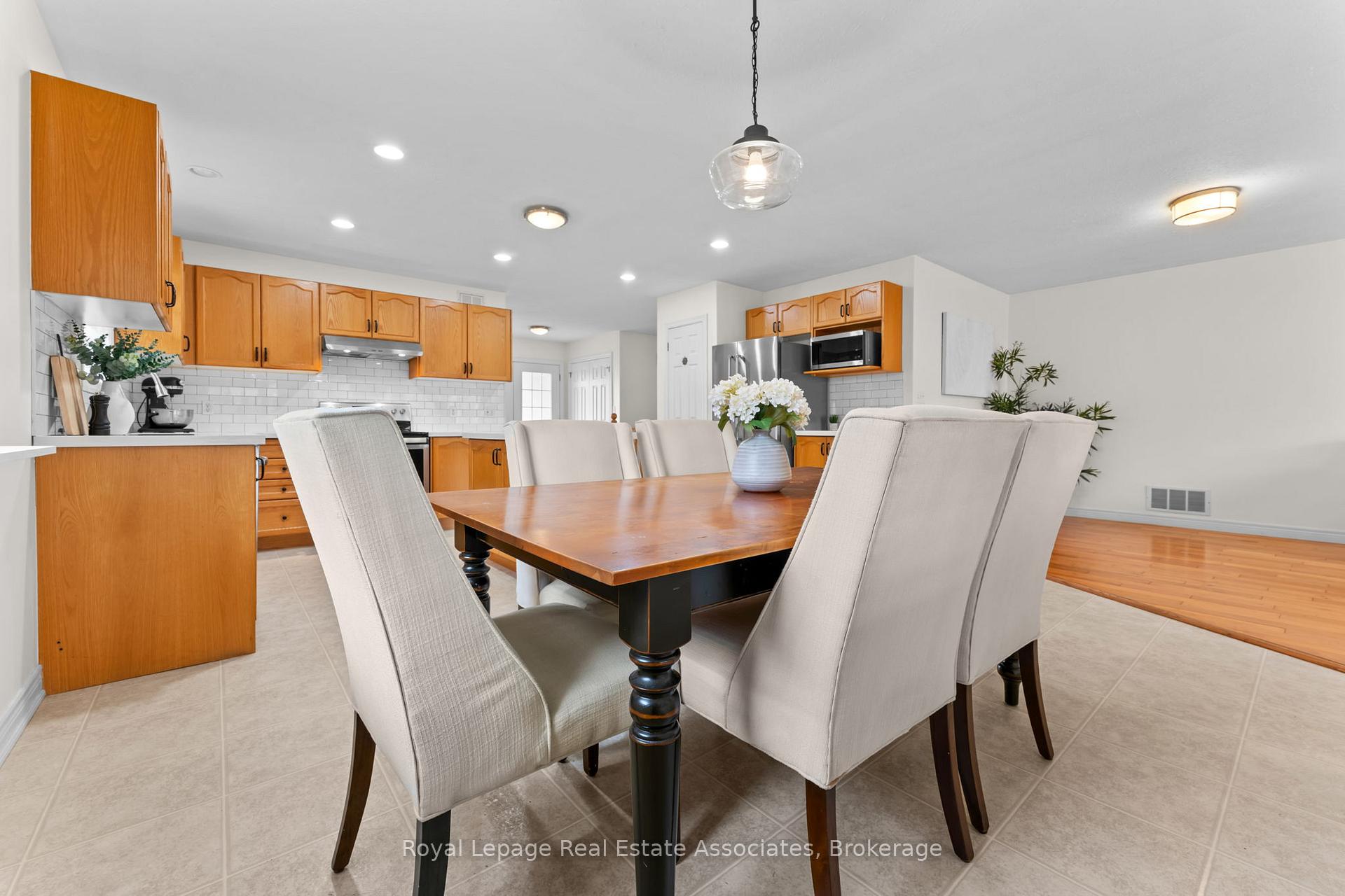 Photo 16 of 190 Sheffield Street, Southgate — HOMEH