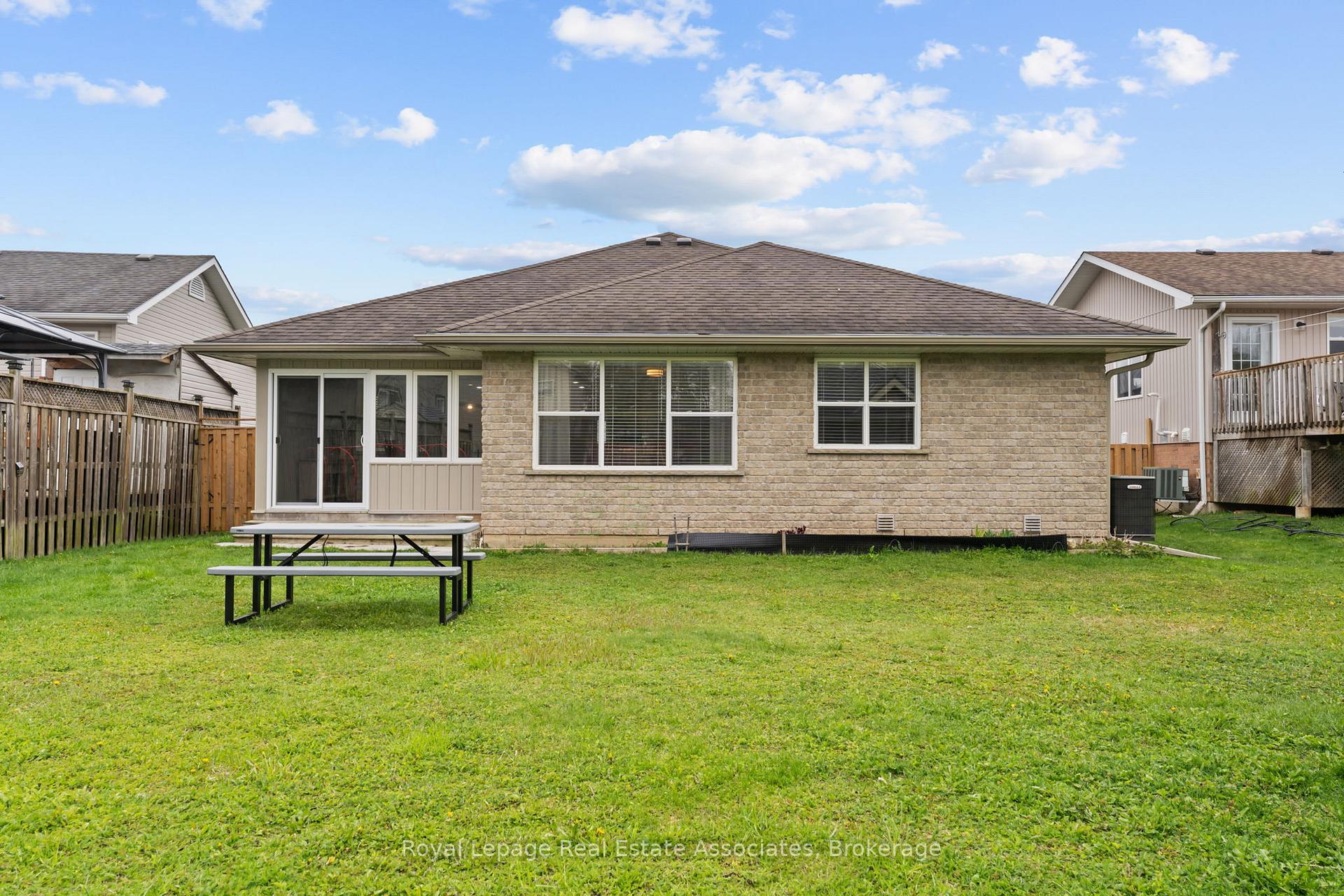 Photo 34 of 190 Sheffield Street, Southgate — HOMEH