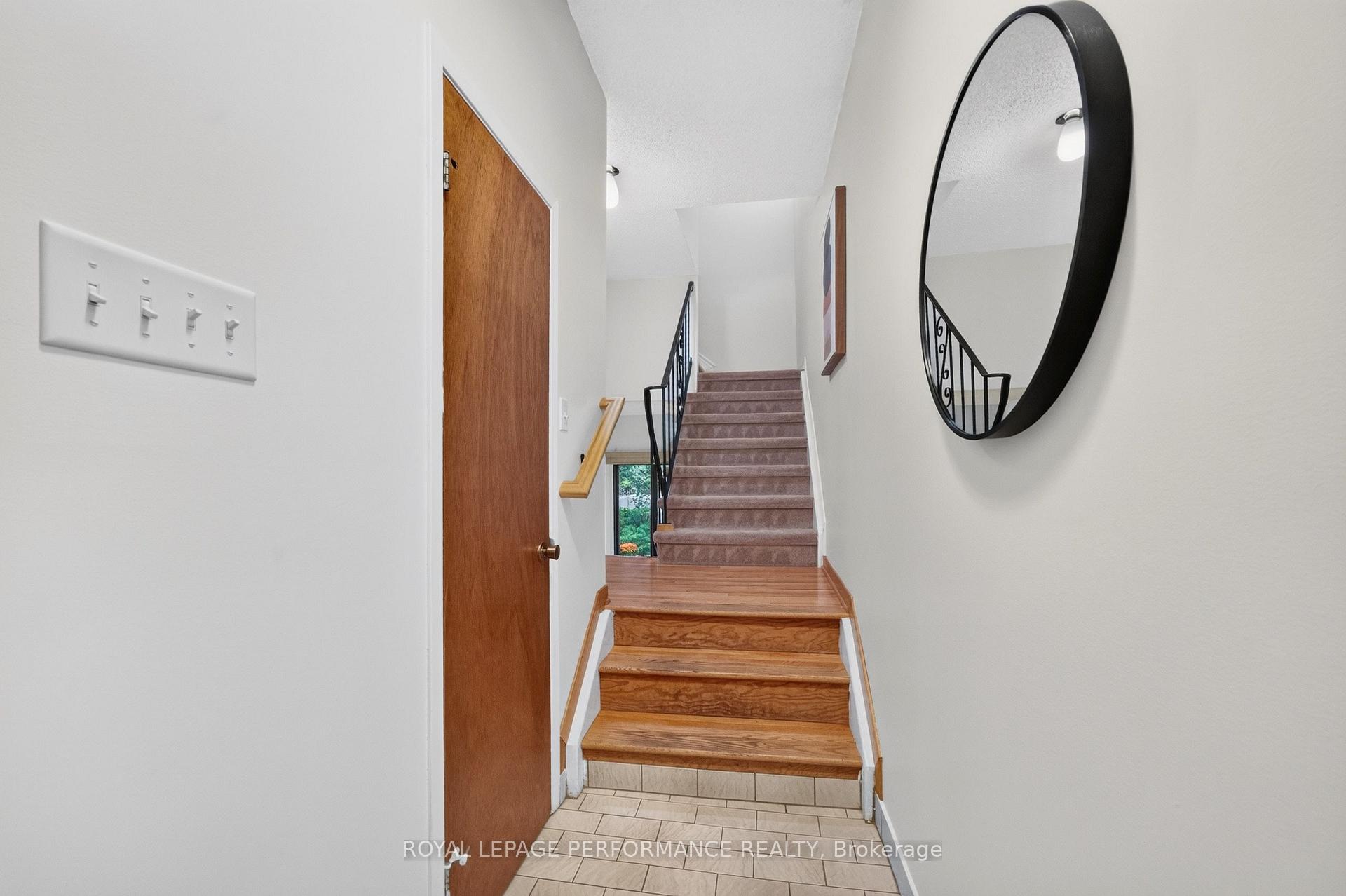 Photo 4 of Unit 23, 2 Bertona Street, Ottawa, Manordale — HOMEH