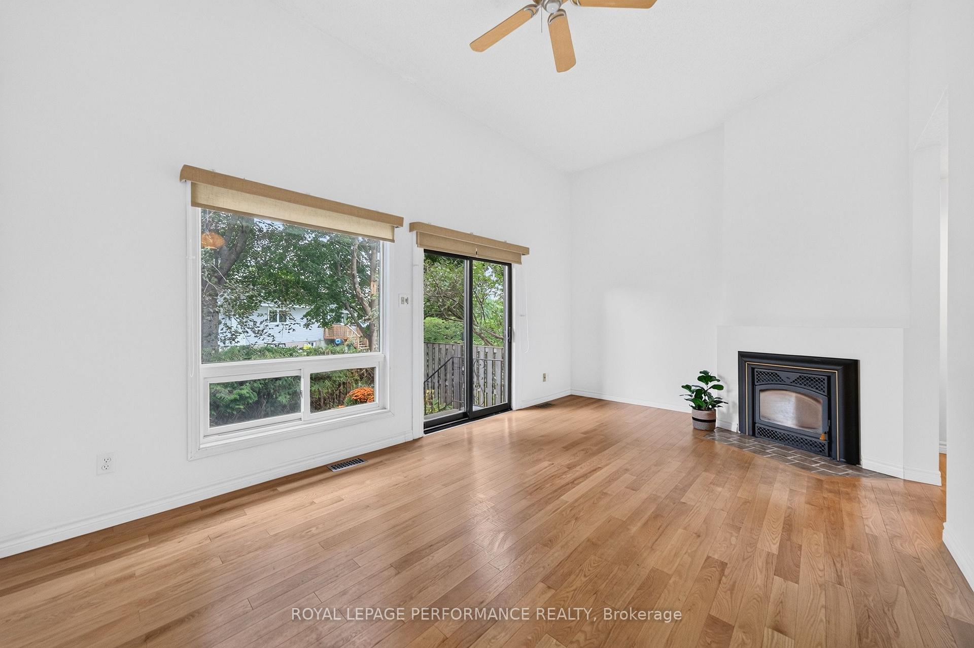 Photo 10 of Unit 23, 2 Bertona Street, Ottawa, Manordale — HOMEH