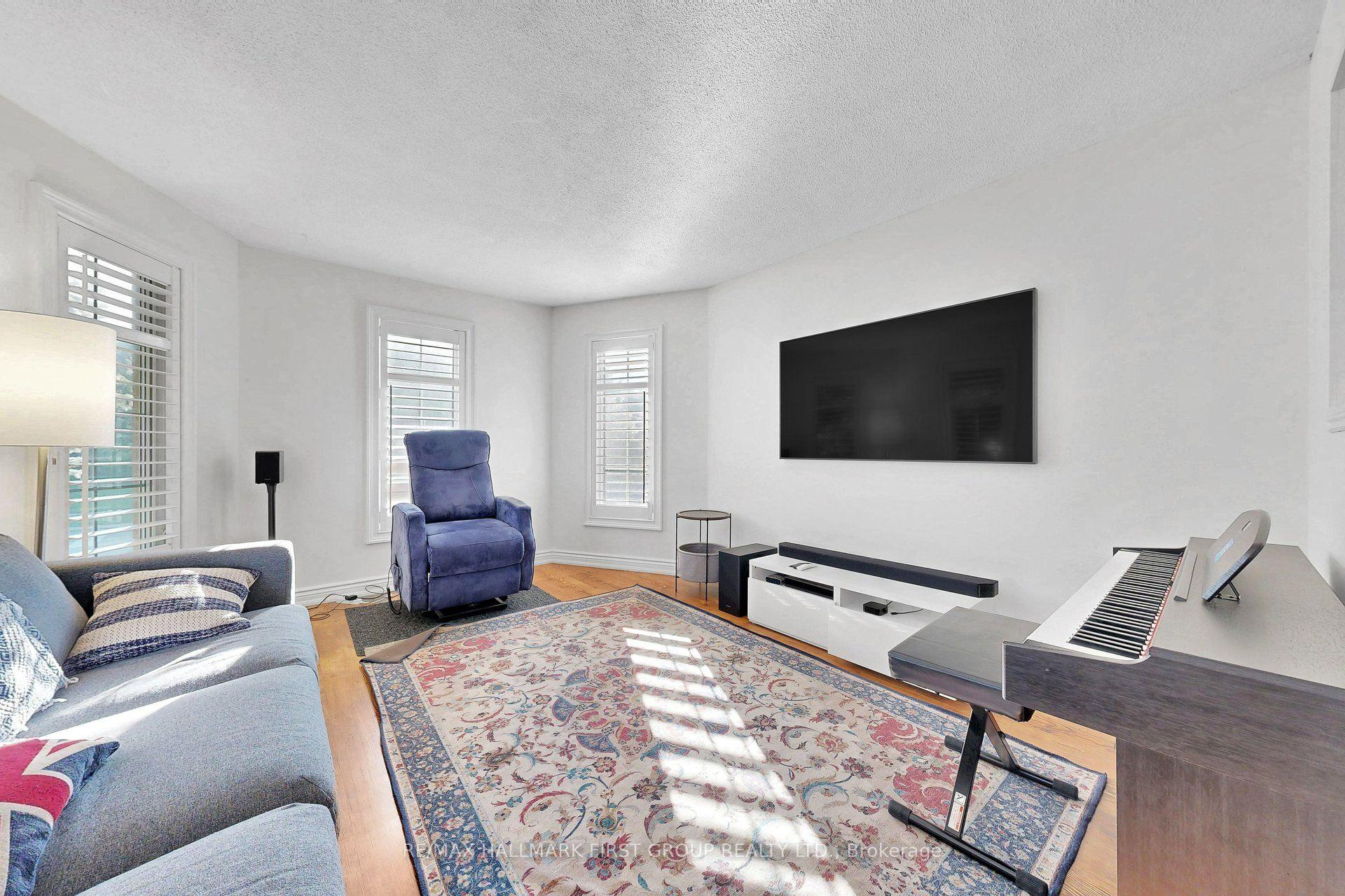 Photo 4 of 14 Martinet Street, Whitby, Pringle Creek — HOMEH