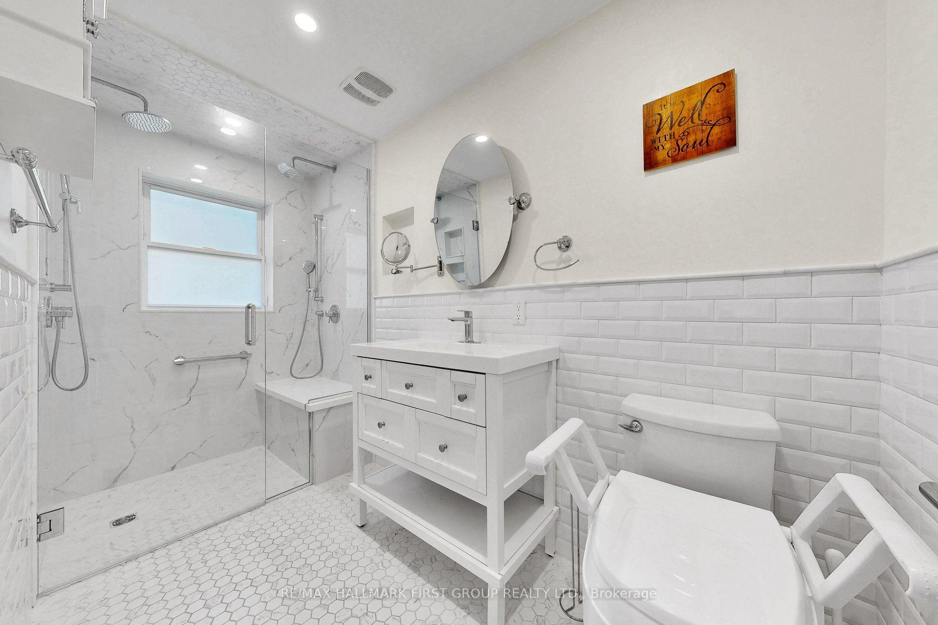 Photo 20 of 14 Martinet Street, Whitby, Pringle Creek — HOMEH