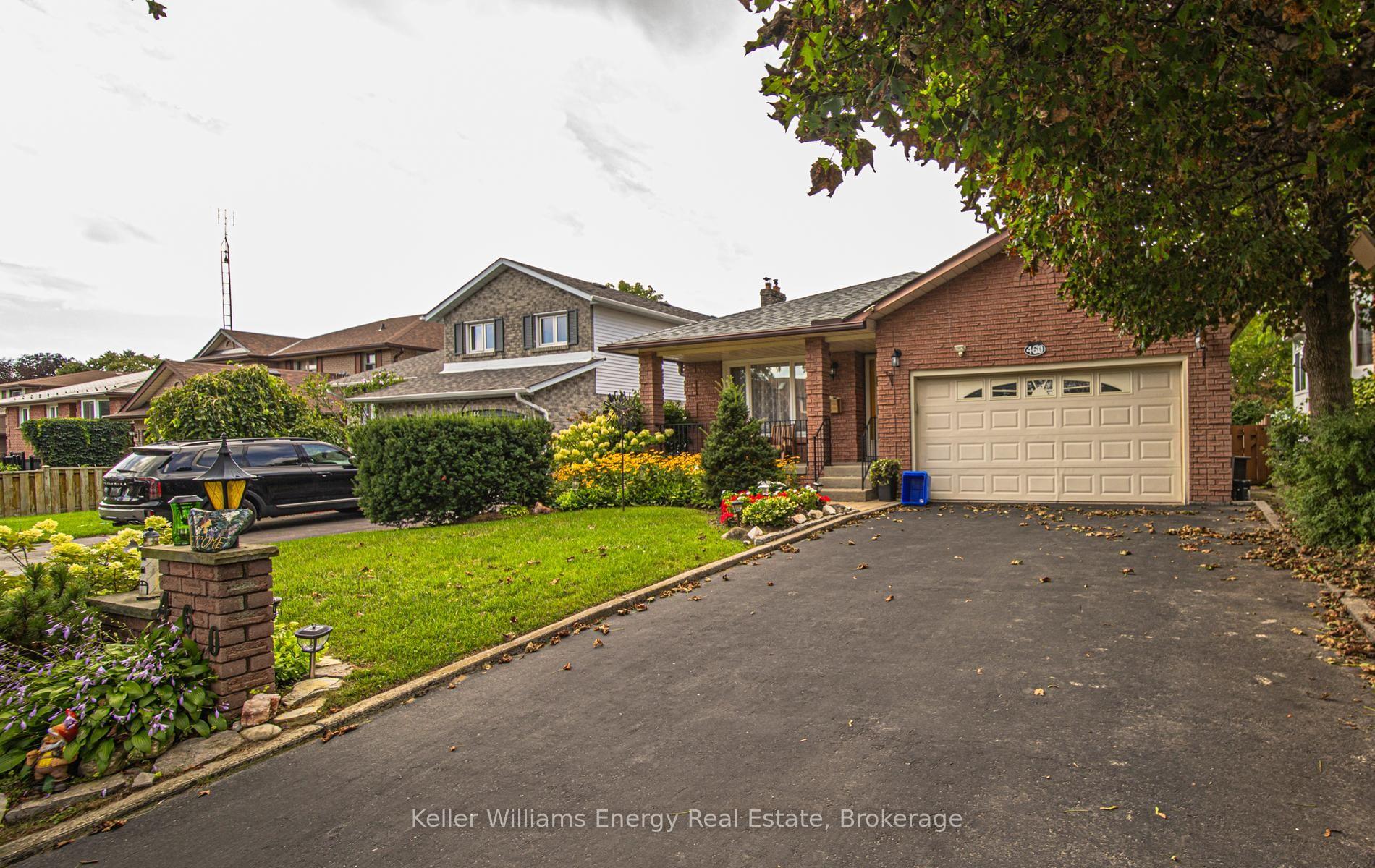 Photo 3 of 460 Labrador Drive, Oshawa, Donevan — HOMEH