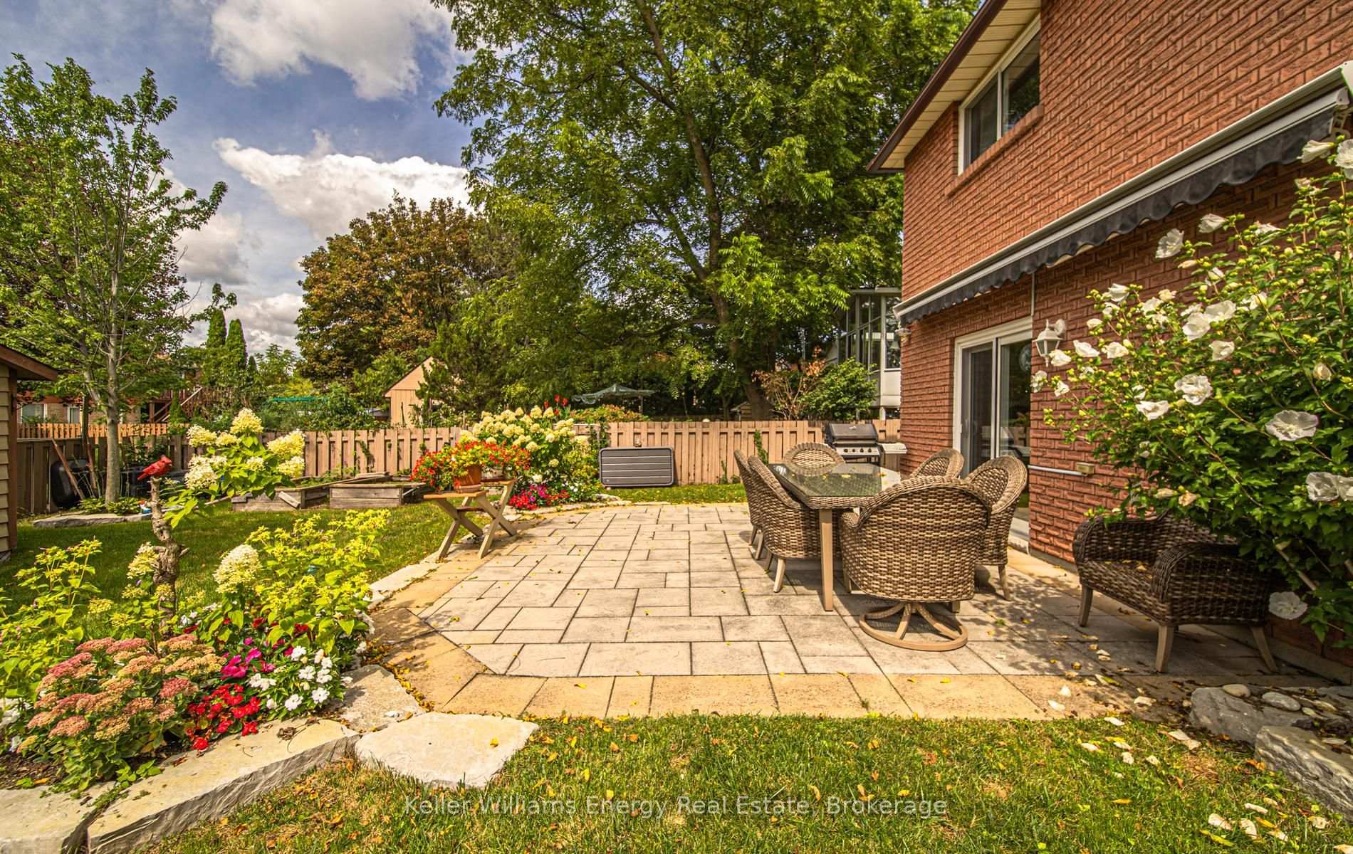 Photo 13 of 460 Labrador Drive, Oshawa, Donevan — HOMEH