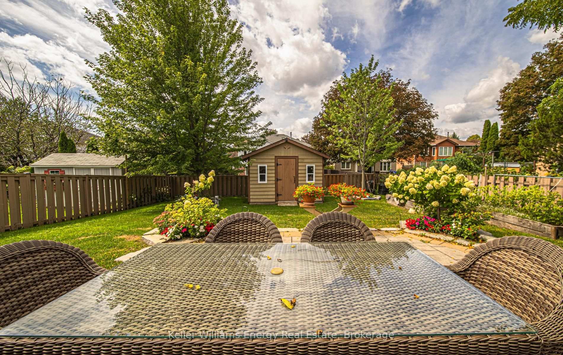 Photo 14 of 460 Labrador Drive, Oshawa, Donevan — HOMEH