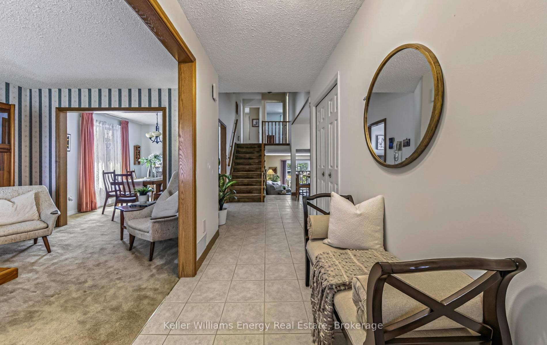 Photo 16 of 460 Labrador Drive, Oshawa, Donevan — HOMEH