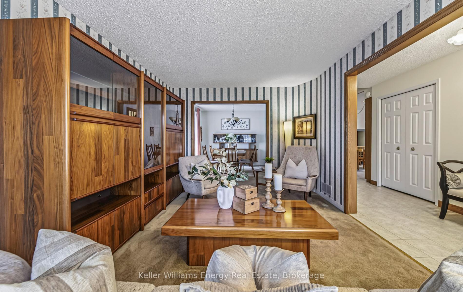 Photo 19 of 460 Labrador Drive, Oshawa, Donevan — HOMEH