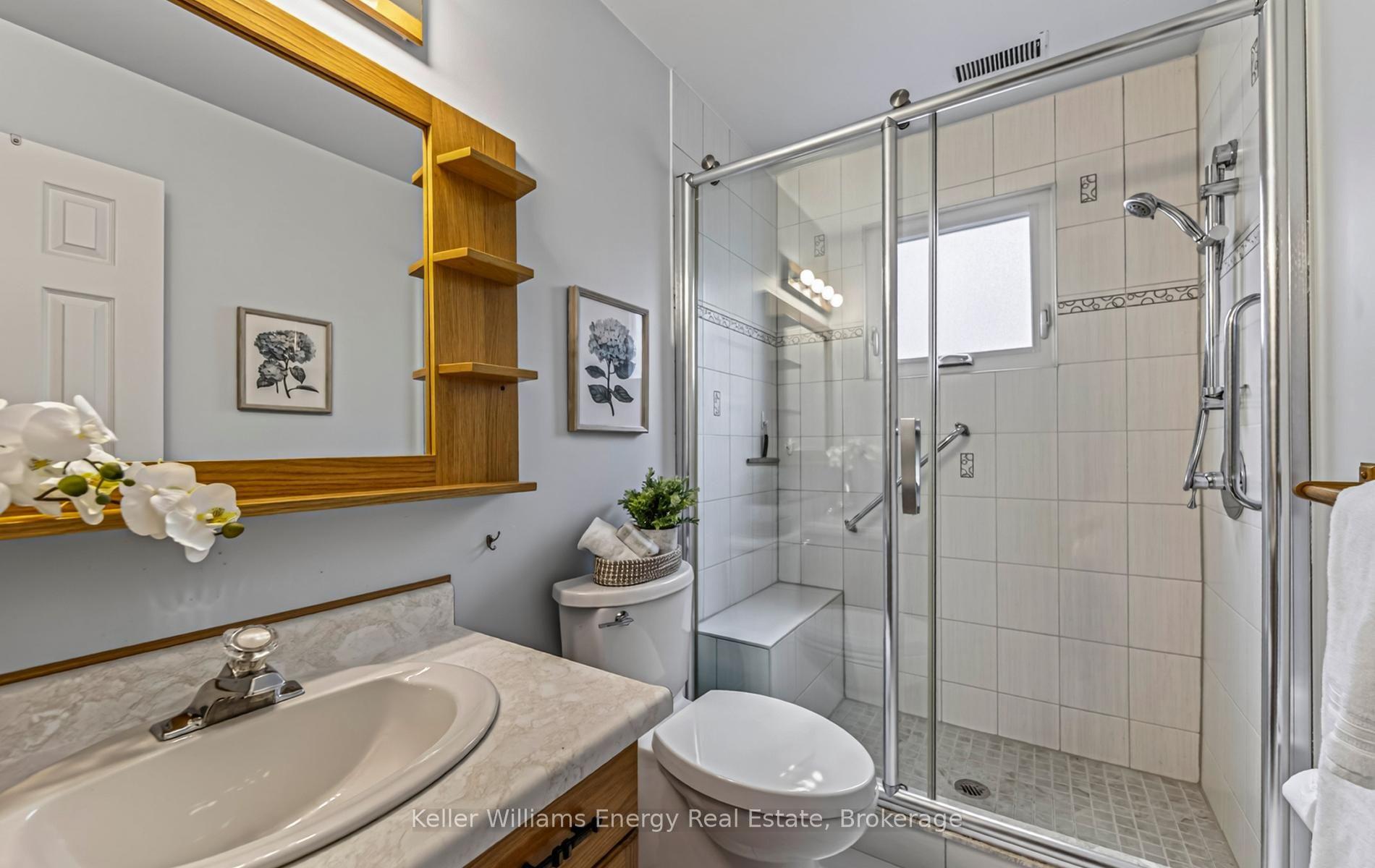 Photo 35 of 460 Labrador Drive, Oshawa, Donevan — HOMEH