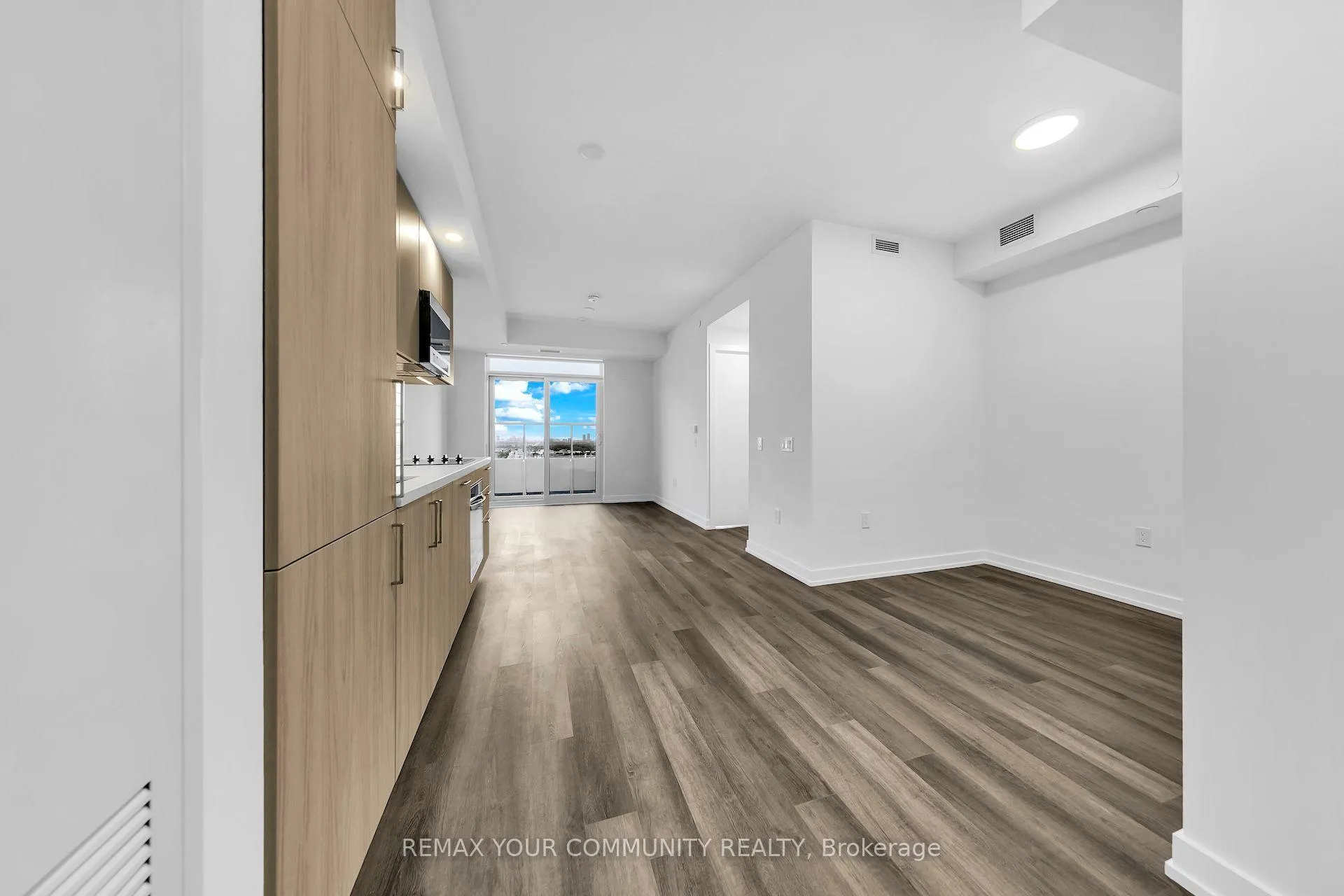 Photo 4 of Unit 1504, 5 Meadowdale Road, Vaughan, Vaughan Corporate Centre — HOMEH