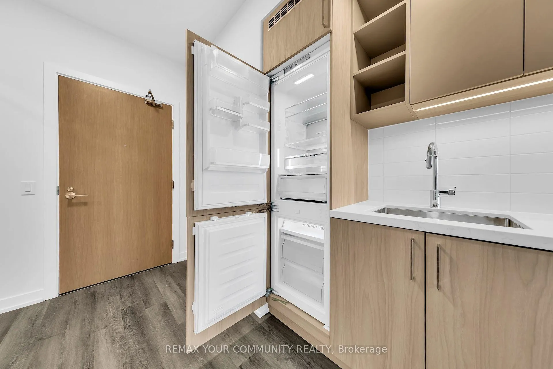 Photo 7 of Unit 1504, 5 Meadowdale Road, Vaughan, Vaughan Corporate Centre — HOMEH