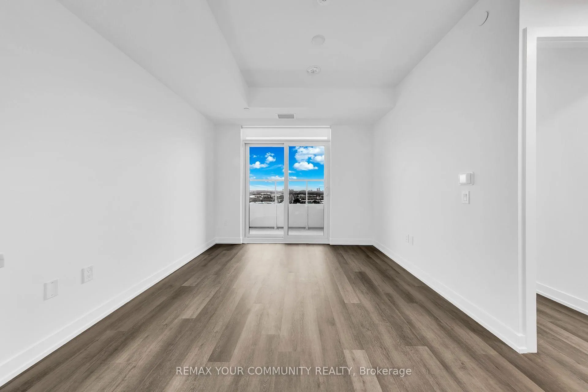 Photo 13 of Unit 1504, 5 Meadowdale Road, Vaughan, Vaughan Corporate Centre — HOMEH