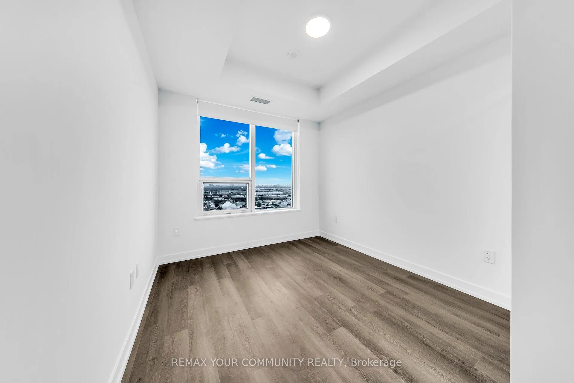 Photo 18 of Unit 1504, 5 Meadowdale Road, Vaughan, Vaughan Corporate Centre — HOMEH