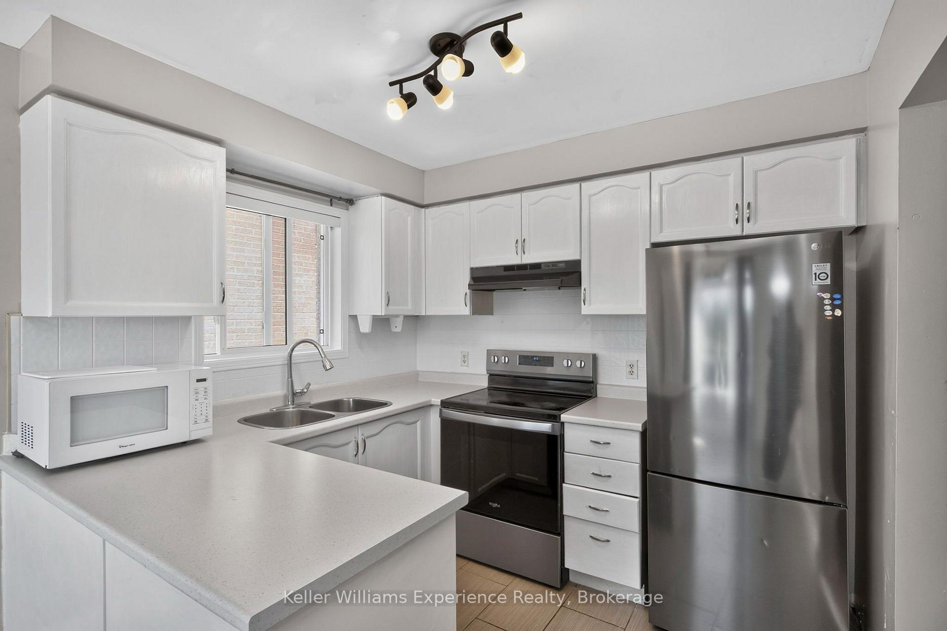 Photo 7 of 7 Golds Crescent, Barrie, Holly — HOMEH
