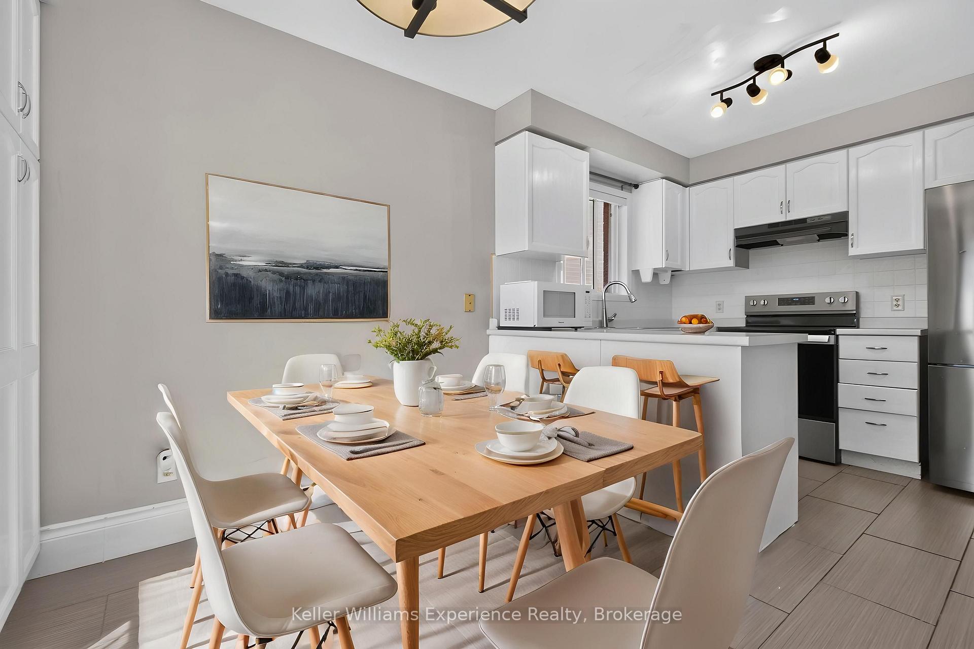 Photo 10 of 7 Golds Crescent, Barrie, Holly — HOMEH