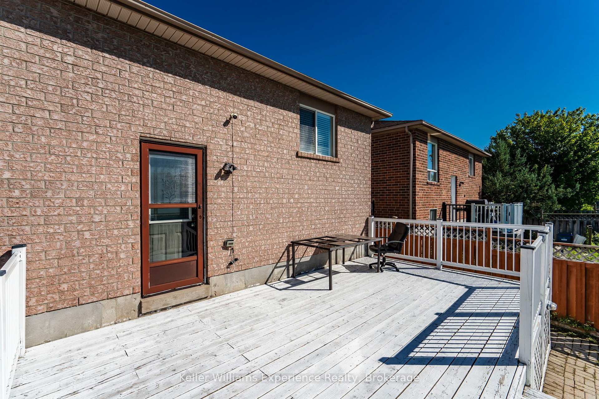 Photo 33 of 7 Golds Crescent, Barrie, Holly — HOMEH
