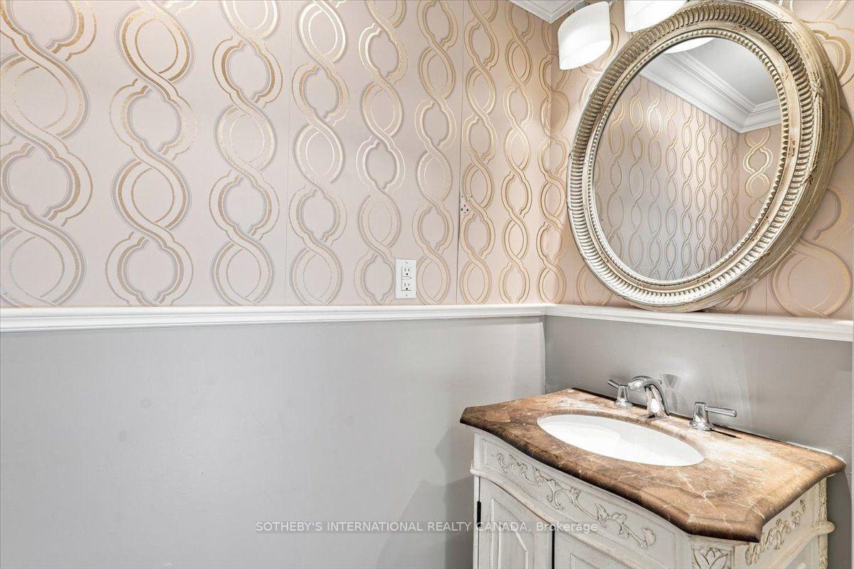 Photo 15 of 776 Marlee Avenue, North York, Yorkdale-Glen Park — HOMEH