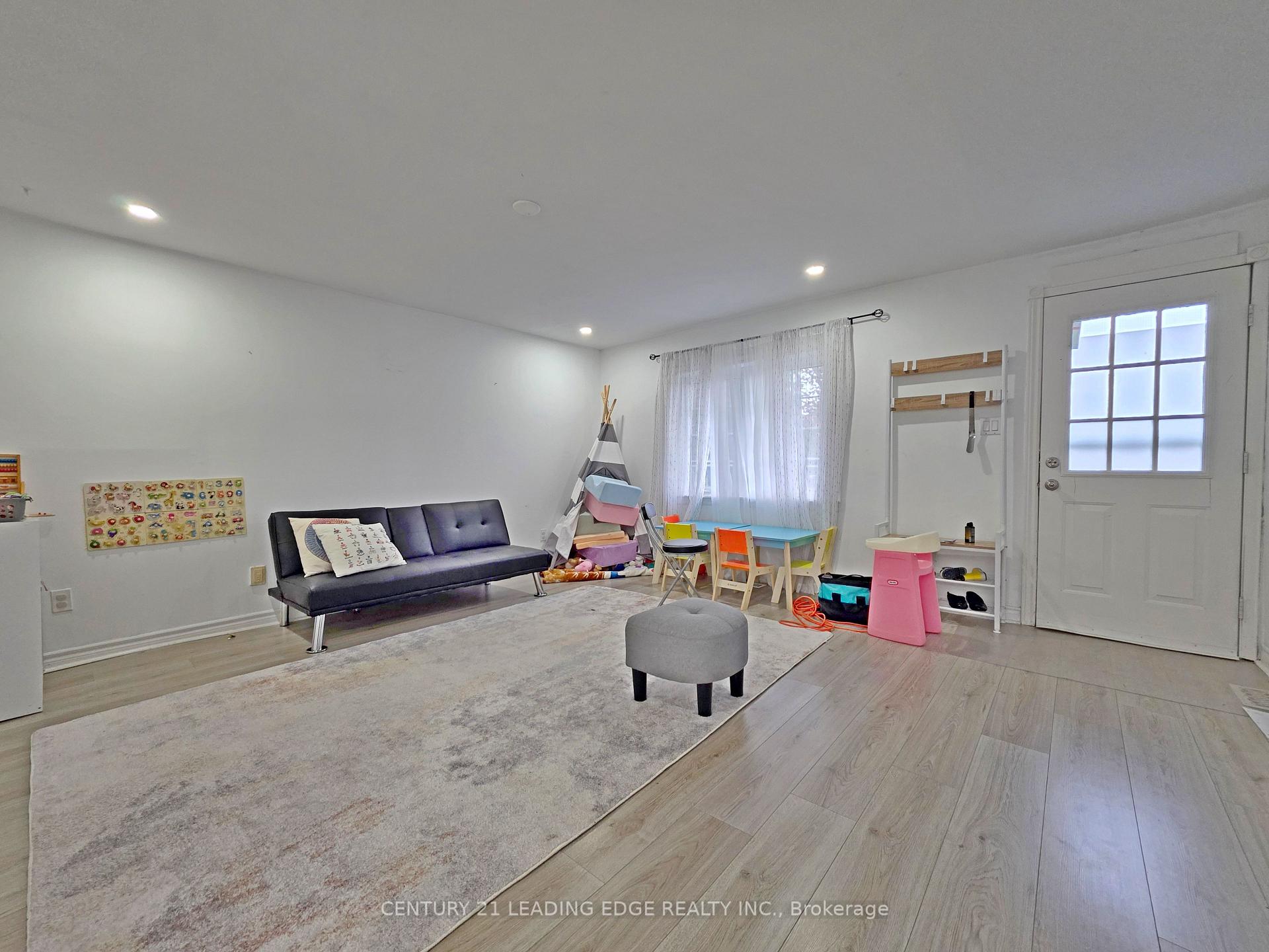 Photo 4 of 278 Pasadena Drive, Georgina, Keswick South — HOMEH