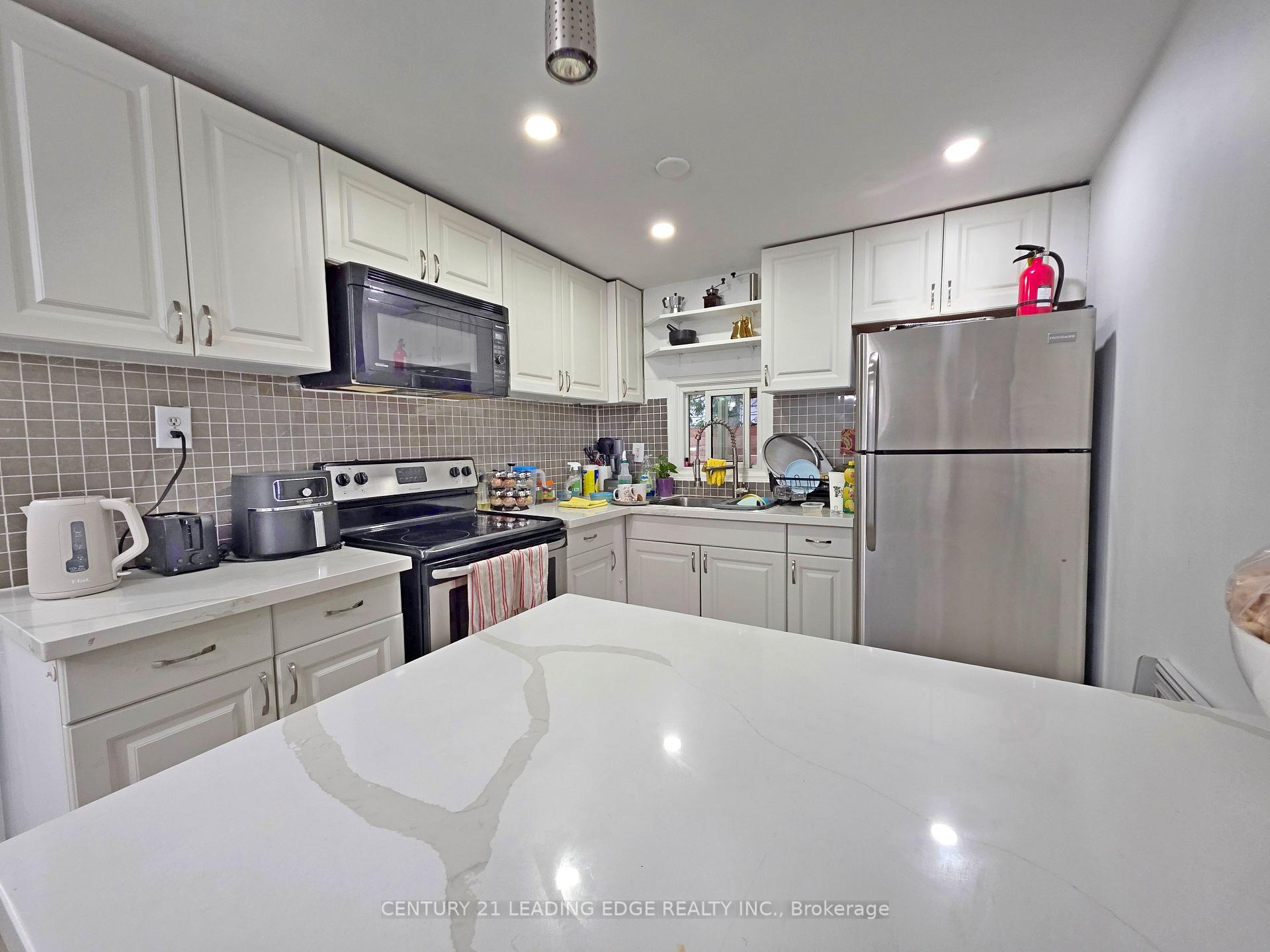 Photo 13 of 278 Pasadena Drive, Georgina, Keswick South — HOMEH